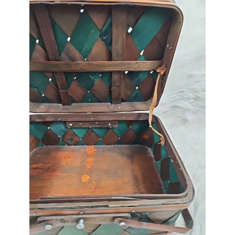 The Unbranded Brand these vintage